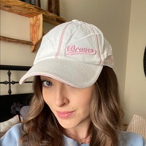 Braves New Era Vintage Turner Field Embroidered White and Pink Baseball Hat — OS